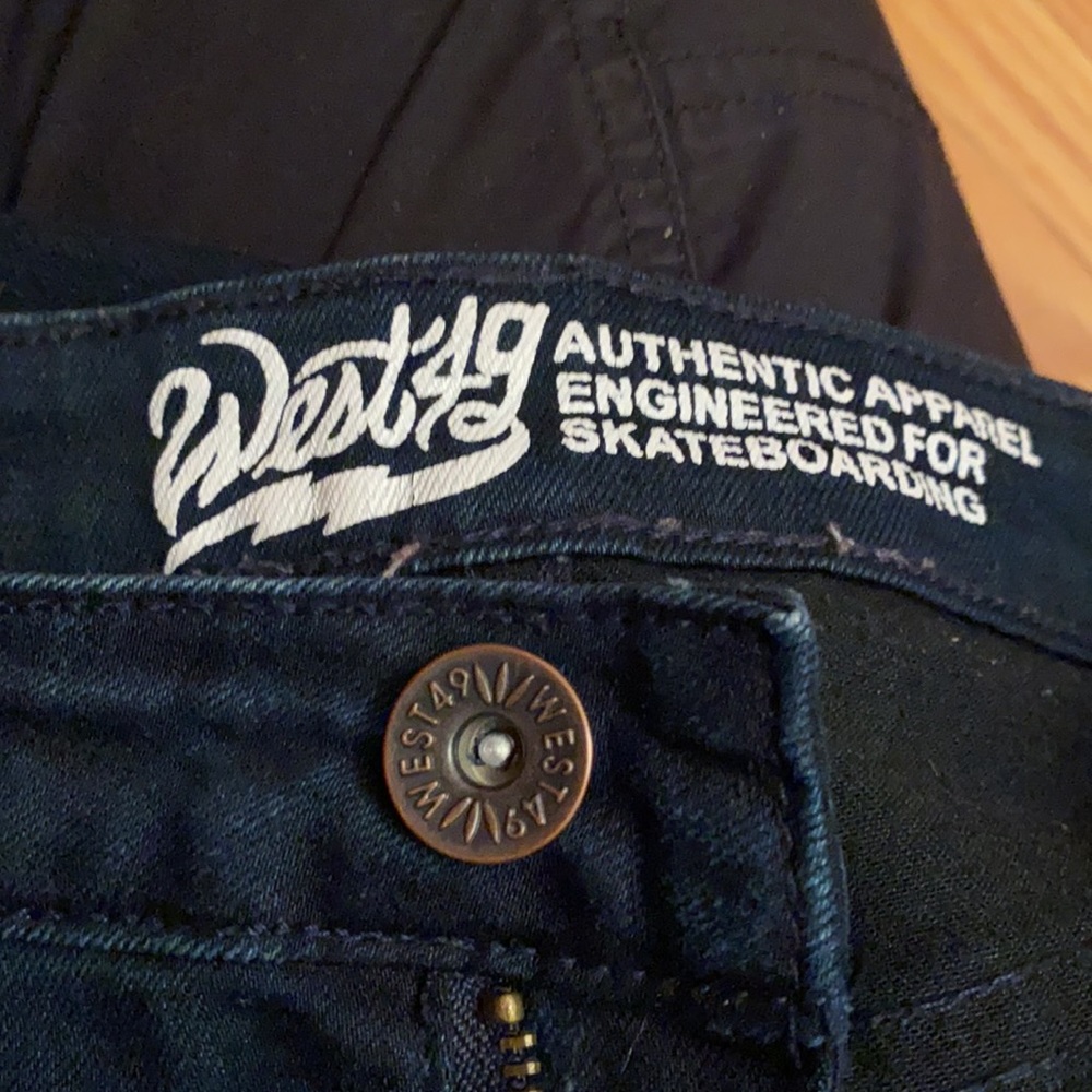 Jeans - Picture 4 of 5